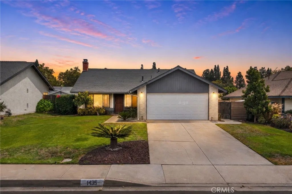 1435 S Magnolia Avenue