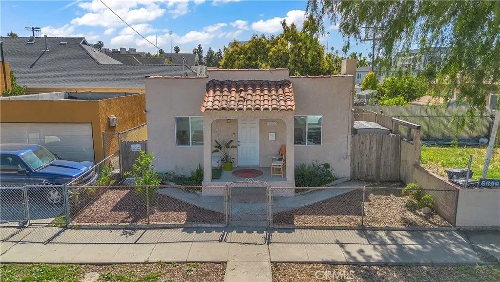 Photo of 3124 Darwin Ave, Los Angeles, CA 90031 (MLS # DW26052549)