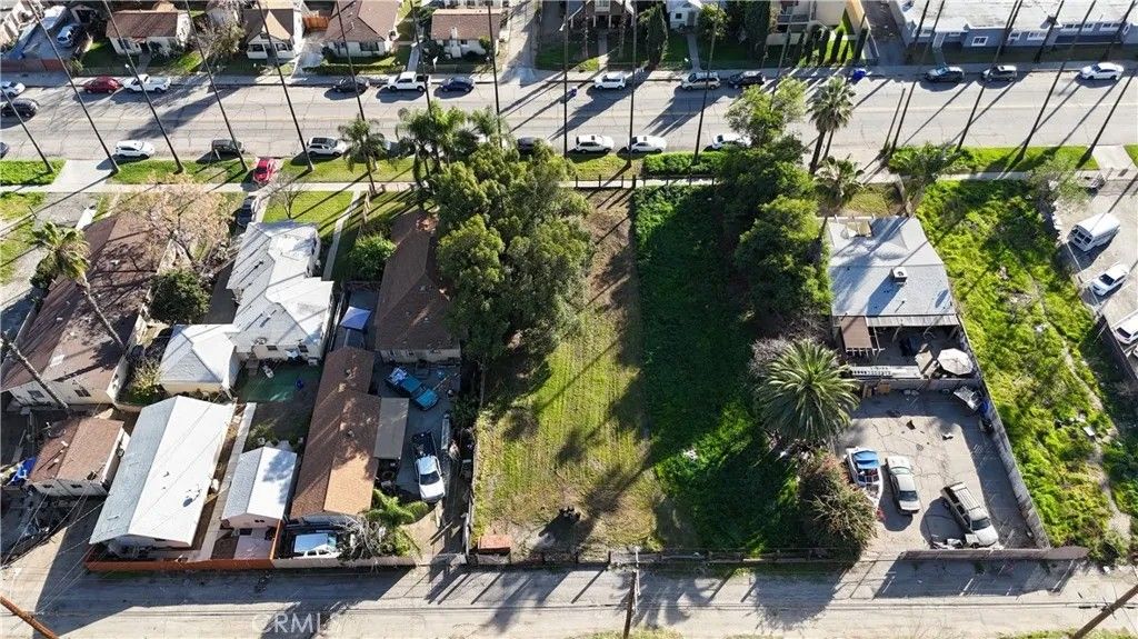 Photo of 360 W 16th St, San Bernardino, CA 92405 (MLS # IV26018131)