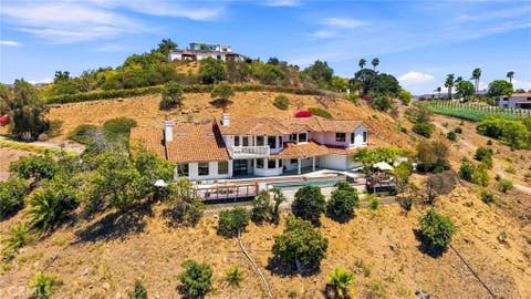 Photo of 2323 Wilt Rd, Fallbrook, CA 92028 (MLS # OC26167140)