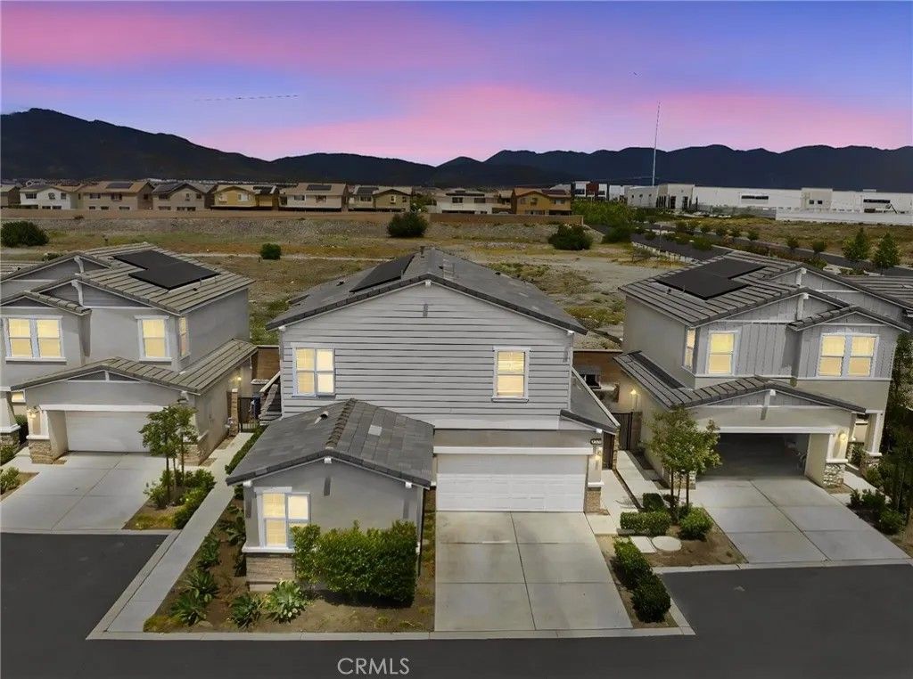 Photo of 16756 Petrus LN, Fontana, CA 92336 (MLS # OC26098669)