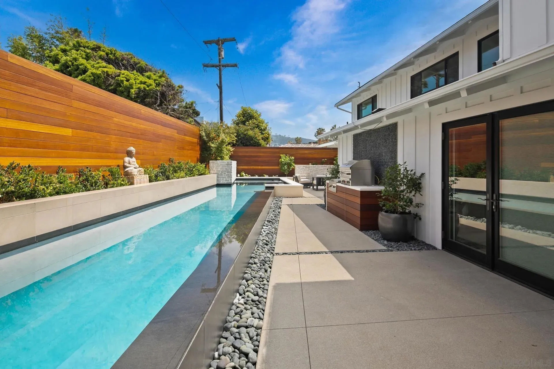 La Jolla, California 92037, United States, 5 Bedrooms Bedrooms, ,4 BathroomsBathrooms,Residential,Active,168048