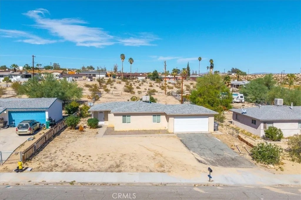 73204 Sun Valley Drive