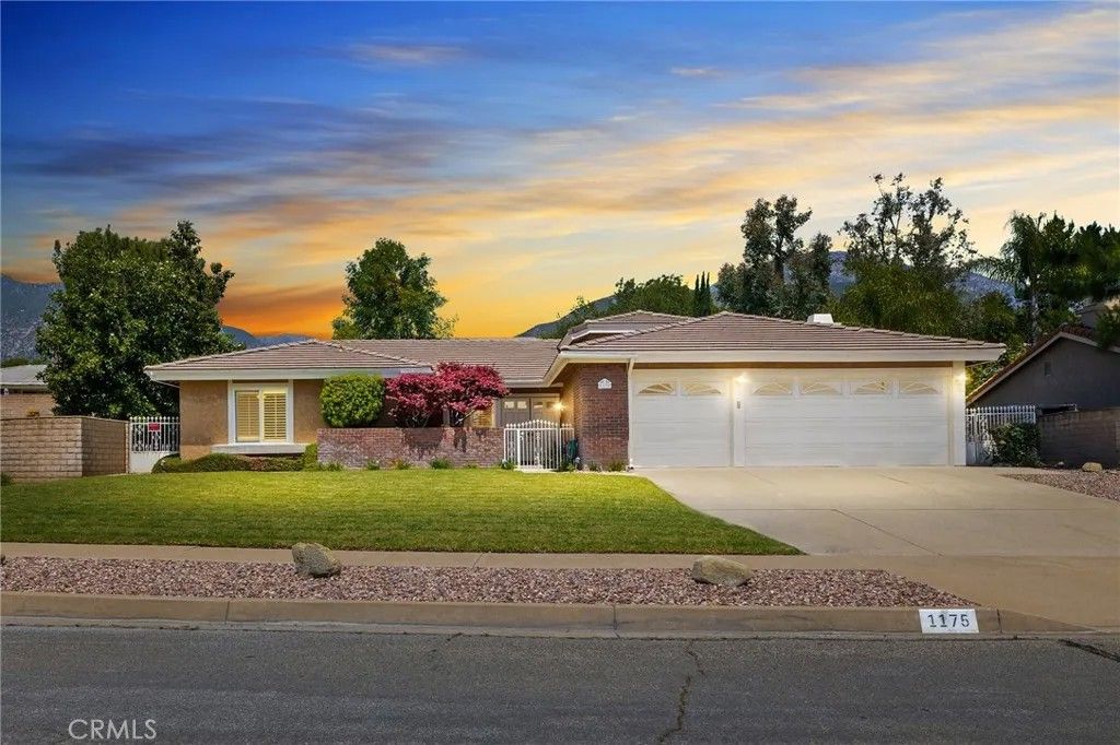 Photo of 1175 Shane Court, Upland, CA 91784 (MLS # CV26093969)