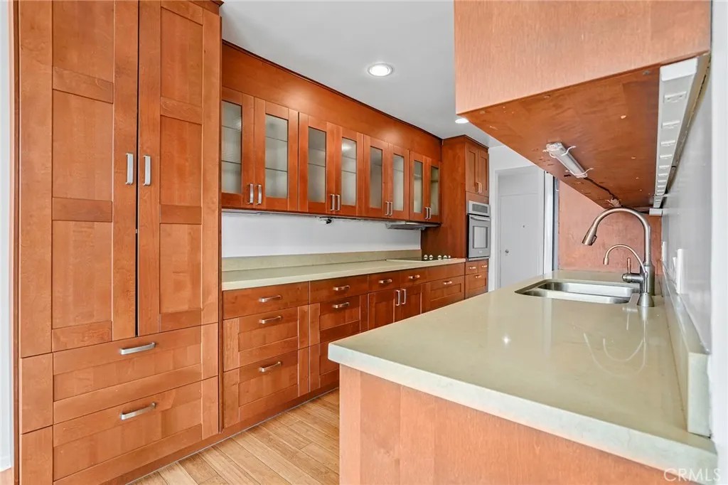 2055 E Broadway 401