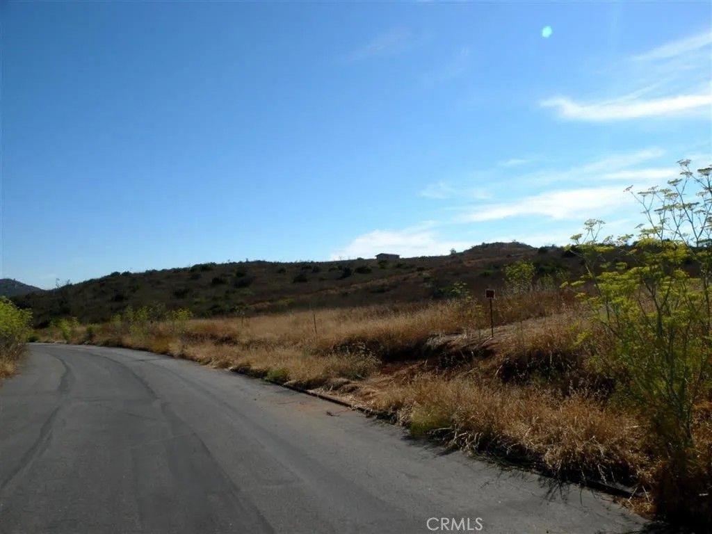Photo of 0 Aspen, Fallbrook, CA 92028 (MLS # OC25220156)