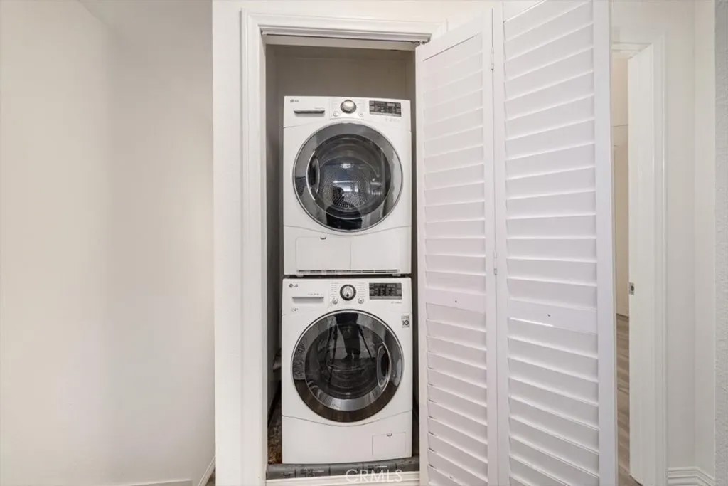 1828 Diamond Street 3