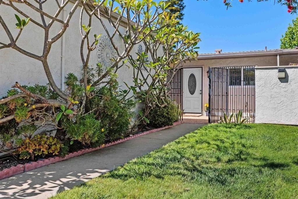 Photo of 3828 Rosemary Way, Oceanside, CA 92057 (MLS # NDP2603733)