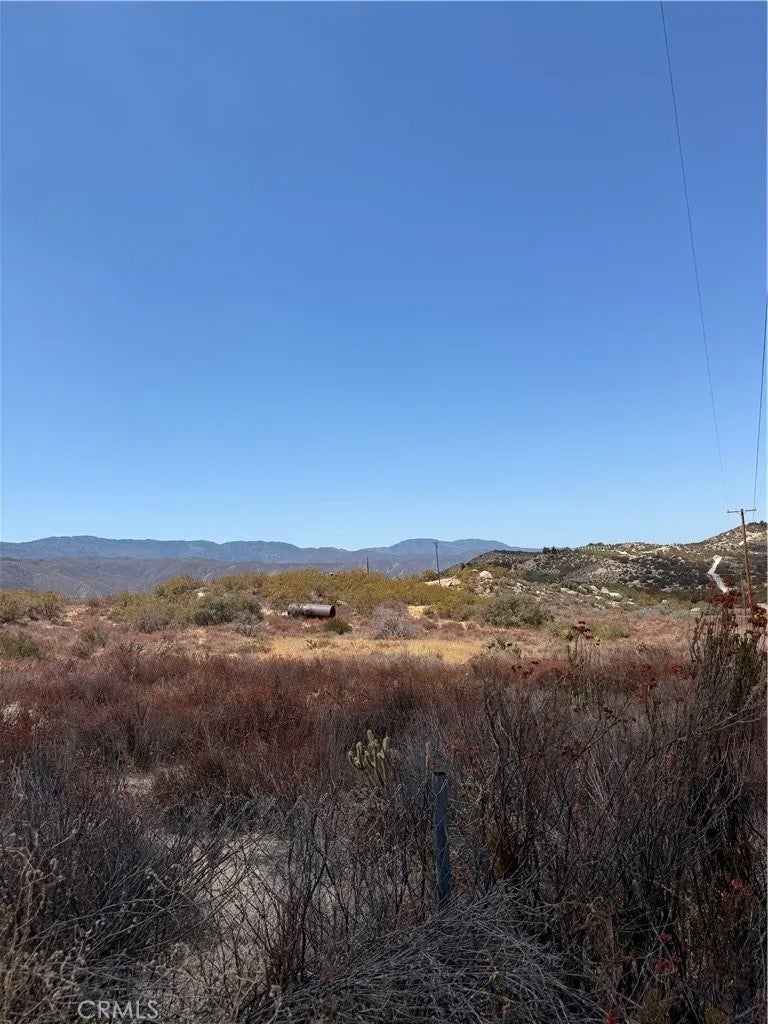 3 Indian Trails Rd