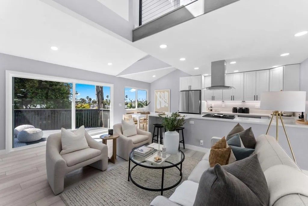 Photo of 1413 La Salina Street, Oceanside, CA 92054 (MLS # NDP2601908)