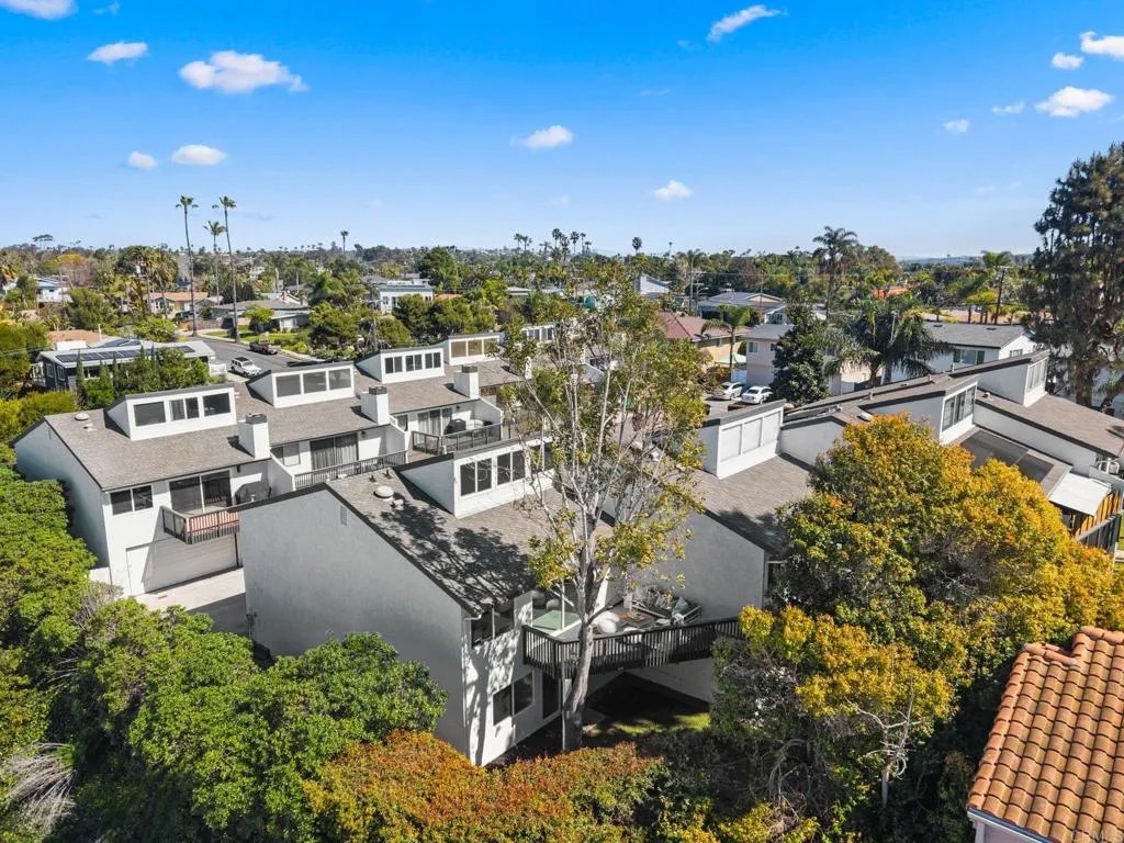 1413 La Salina Street