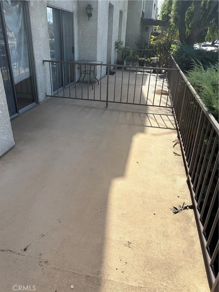 9800 Sepulveda 6