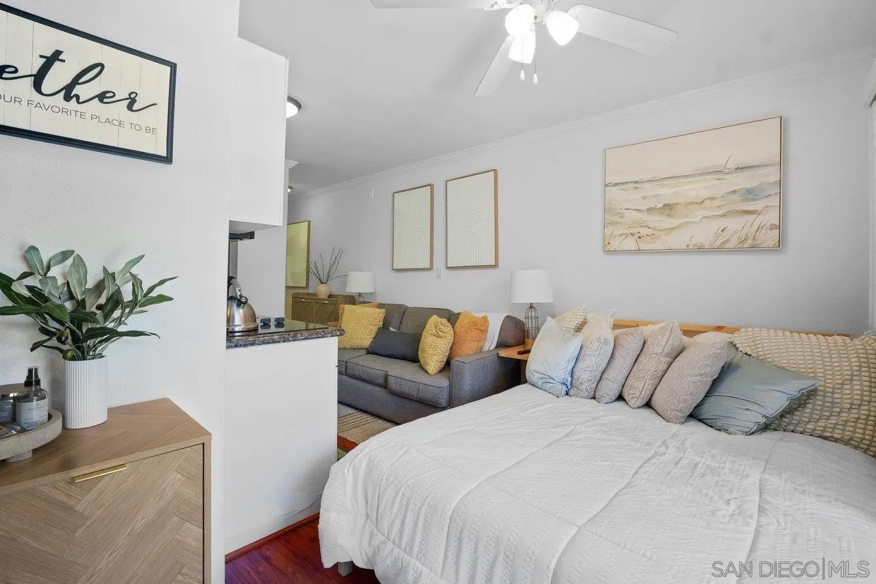 1021 Scott Street 122