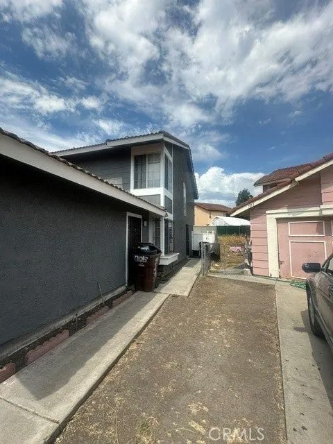 705 Matthisen Circle