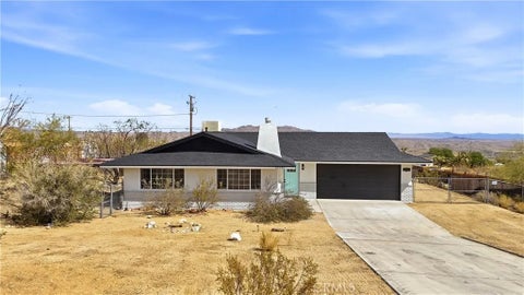 Photo of 60940 Navajo TRL, Joshua Tree, CA 92252 (MLS # WS26188543)
