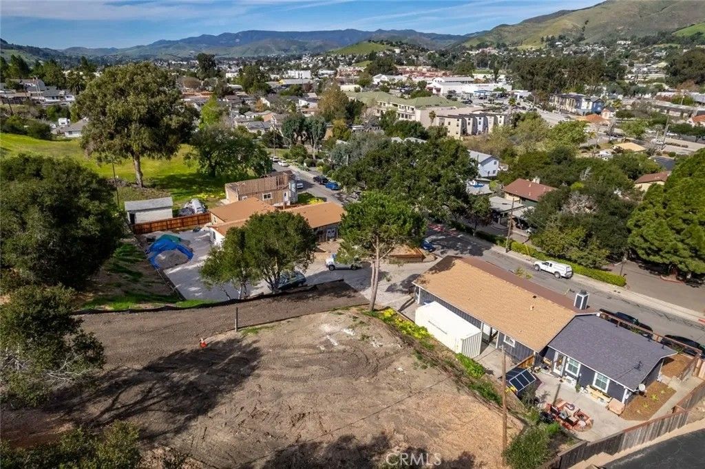 Photo of 3291 Rockview Place, San Luis Obispo, CA 93401 (MLS # SC26044773)