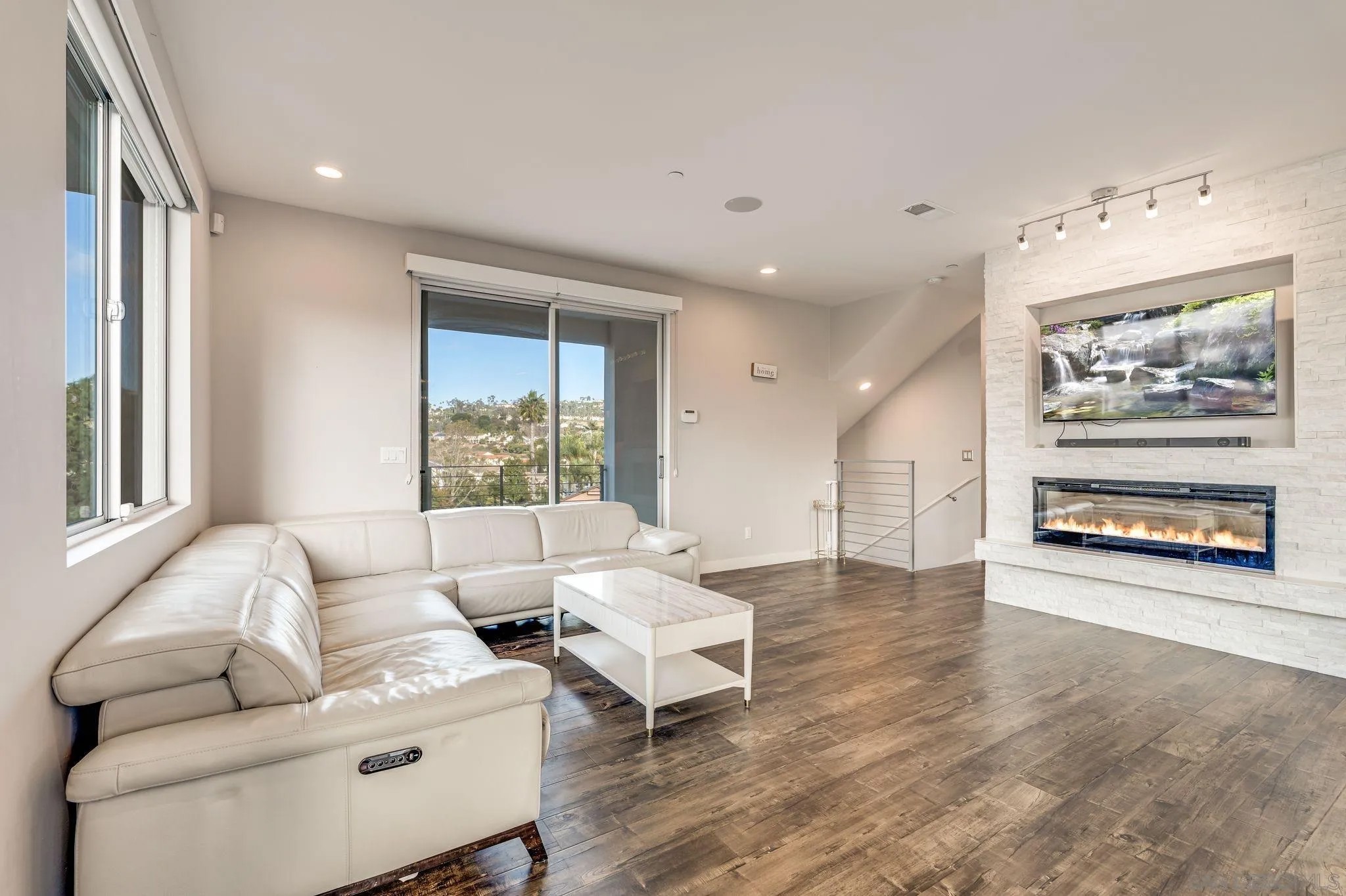 7570 Gibraltar Unit 101