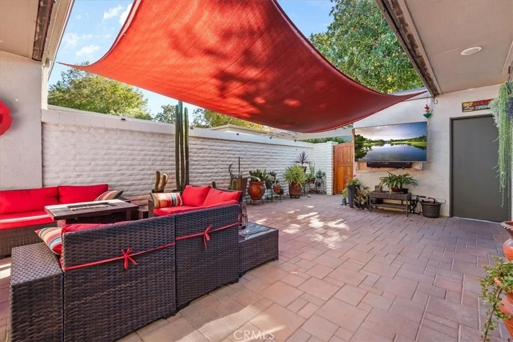 32575 Luiseno Circle