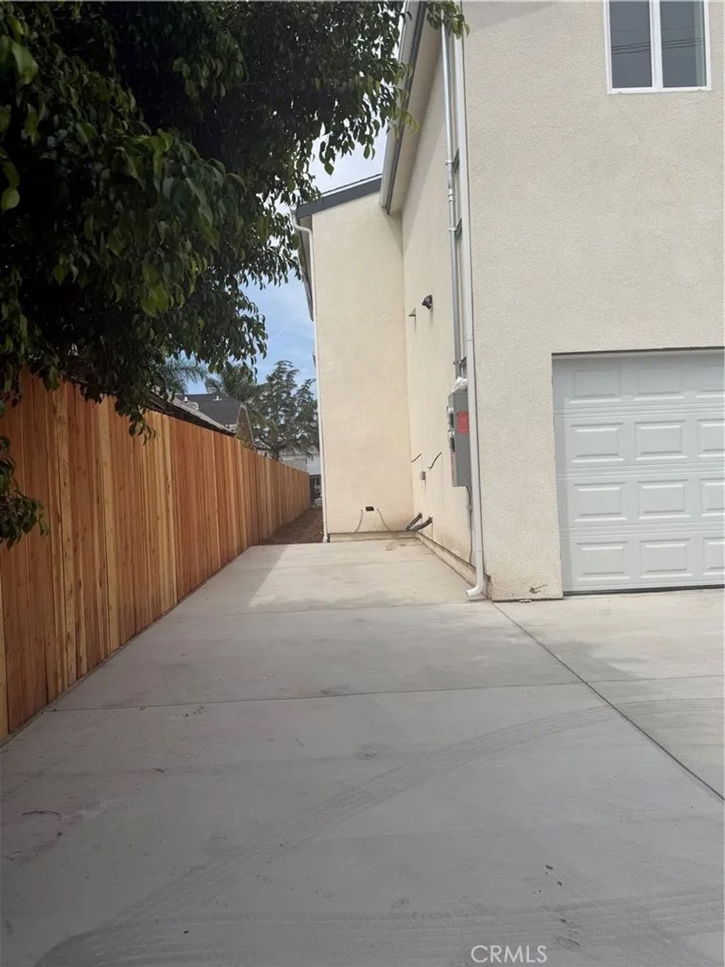 Photo of 924 W 75th St, Los Angeles, CA 90044 (MLS # DW26082417)