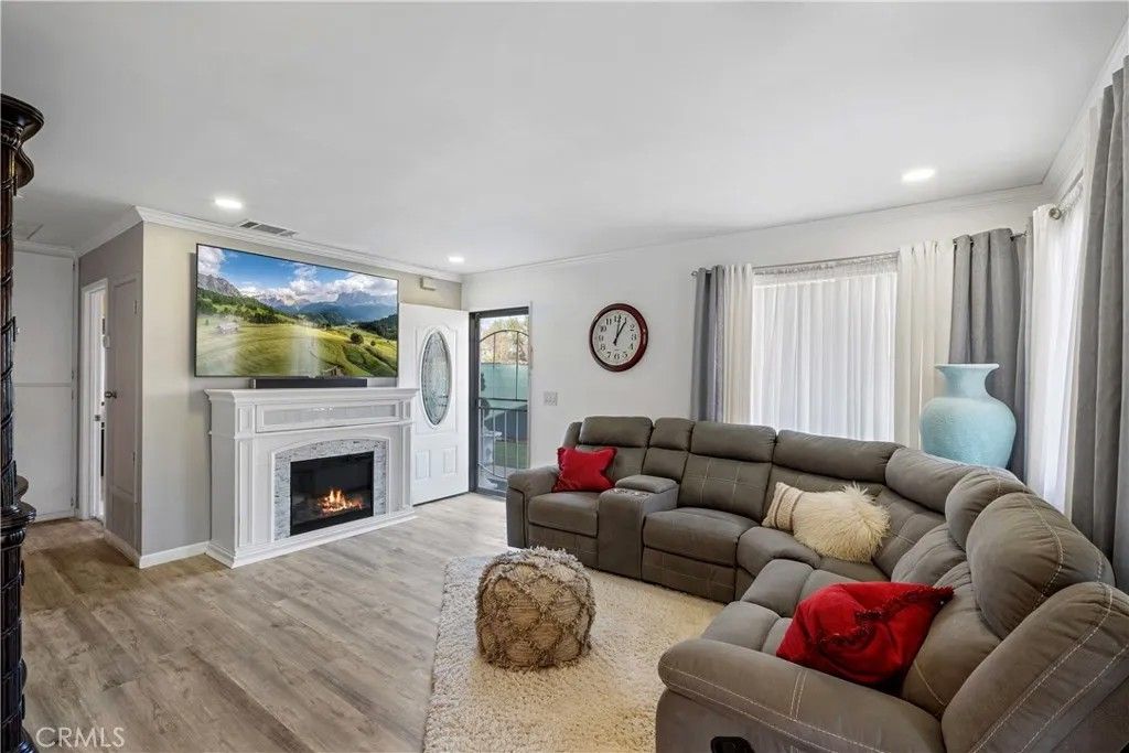 Photo of 1233 Sunkist Cir, Corona, CA 92882 (MLS # IG26018065)