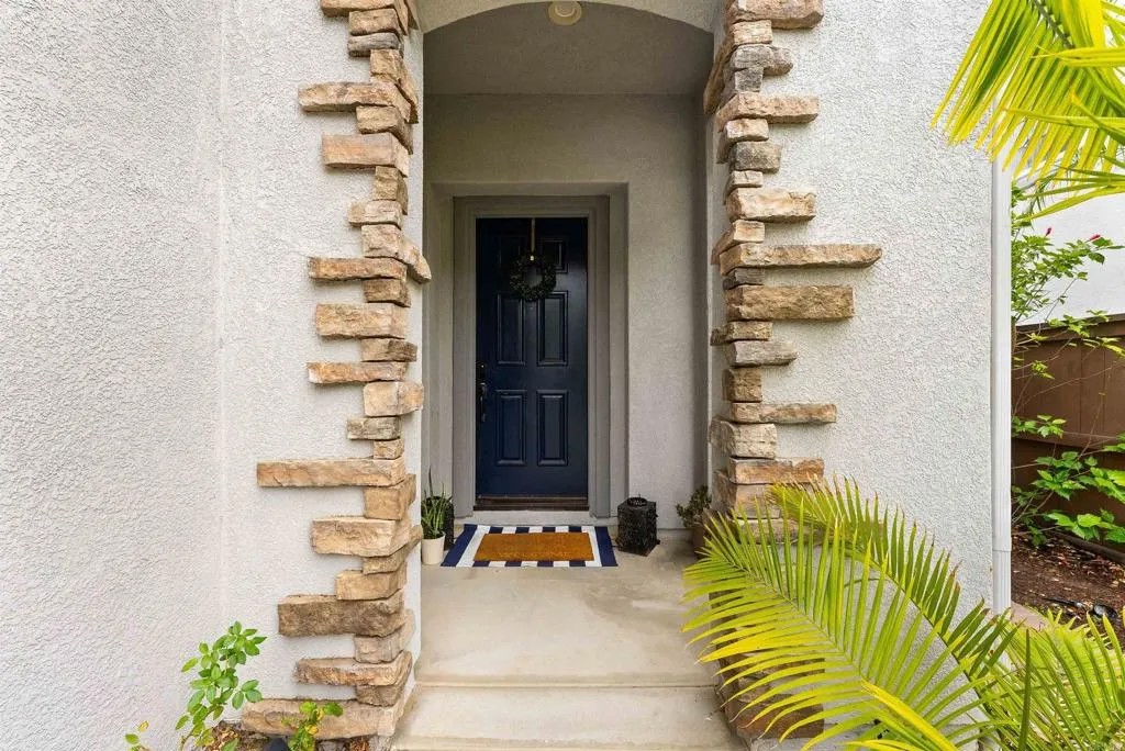 1546 Black Walnut Drive