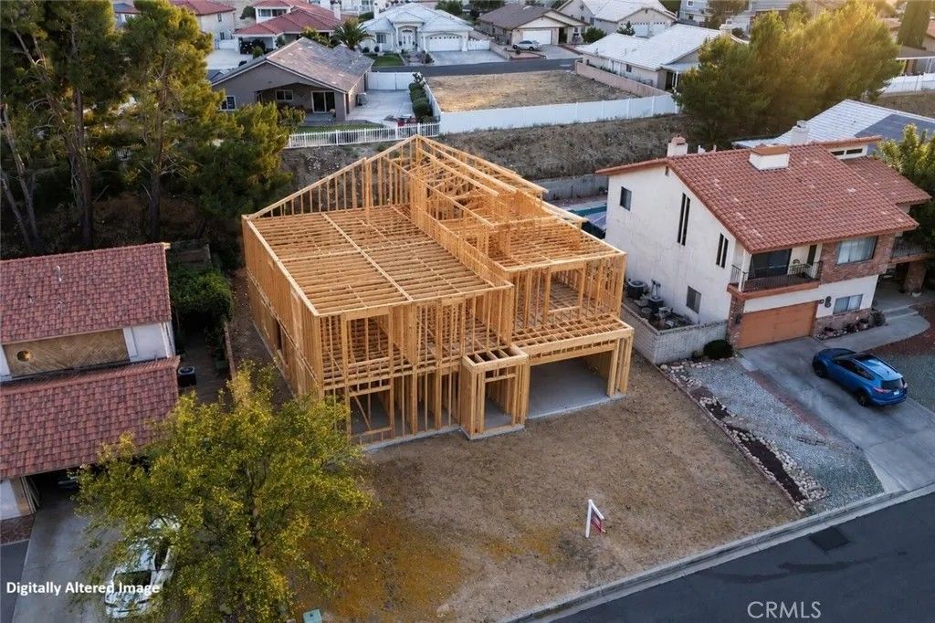 Photo of 13390 Chinquapin Dr, Victorville, CA 92395 (MLS # CV26113139)