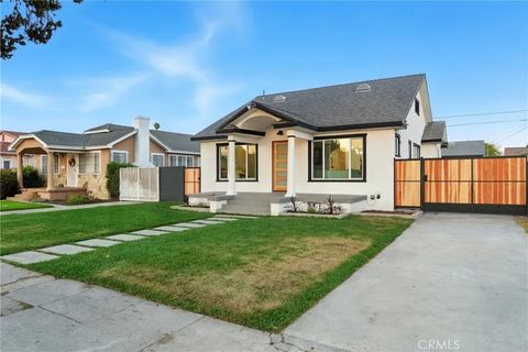 Tiny photo for 4340 2nd Avenue, Los Angeles, CA 90008 (MLS # DW25246763)