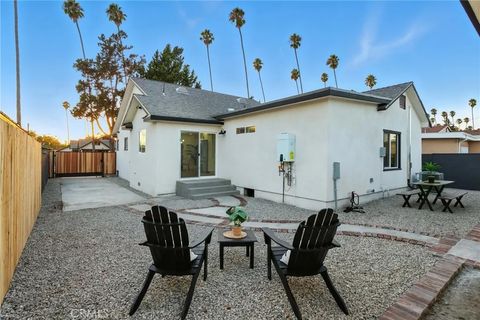 Tiny photo for 4340 2nd Avenue, Los Angeles, CA 90008 (MLS # DW25246763)