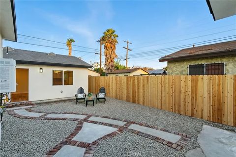 Tiny photo for 4340 2nd Avenue, Los Angeles, CA 90008 (MLS # DW25246763)