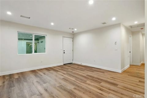 Tiny photo for 4340 2nd Avenue, Los Angeles, CA 90008 (MLS # DW25246763)