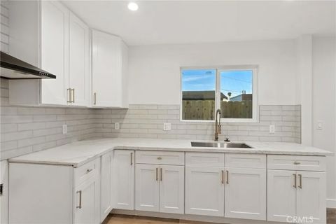 Tiny photo for 4340 2nd Avenue, Los Angeles, CA 90008 (MLS # DW25246763)