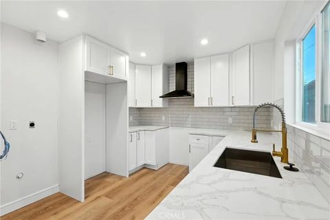 Tiny photo for 4340 2nd Avenue, Los Angeles, CA 90008 (MLS # DW25246763)