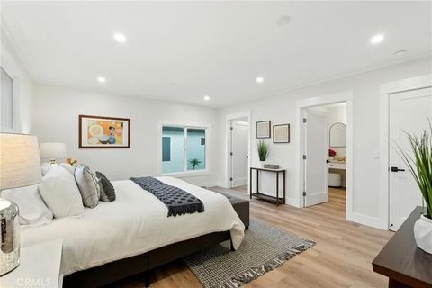 Tiny photo for 4340 2nd Avenue, Los Angeles, CA 90008 (MLS # DW25246763)