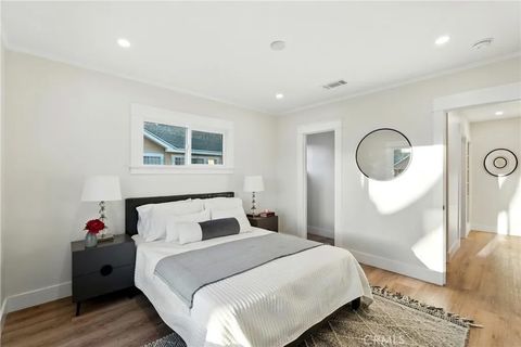 Tiny photo for 4340 2nd Avenue, Los Angeles, CA 90008 (MLS # DW25246763)