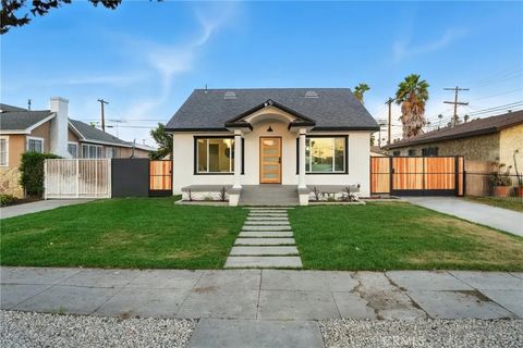 Tiny photo for 4340 2nd Avenue, Los Angeles, CA 90008 (MLS # DW25246763)