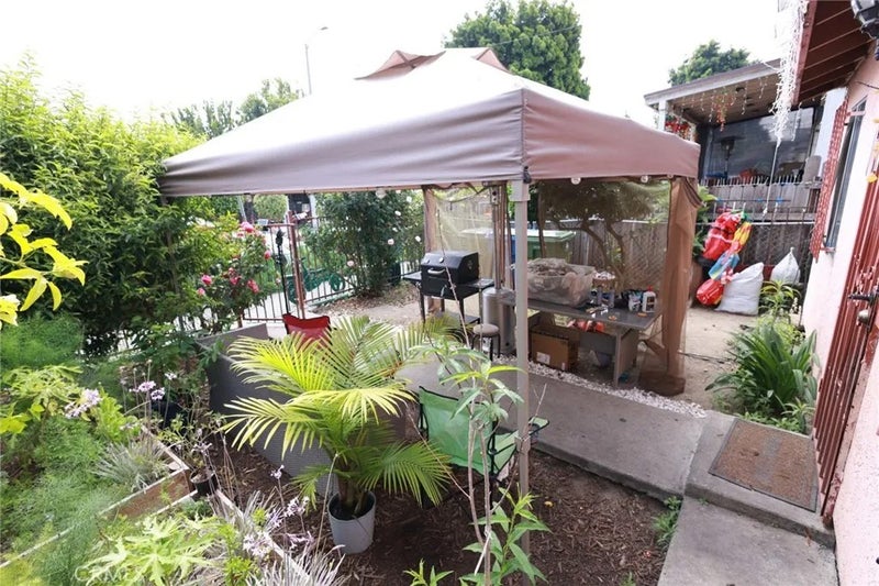 10323 Hickory