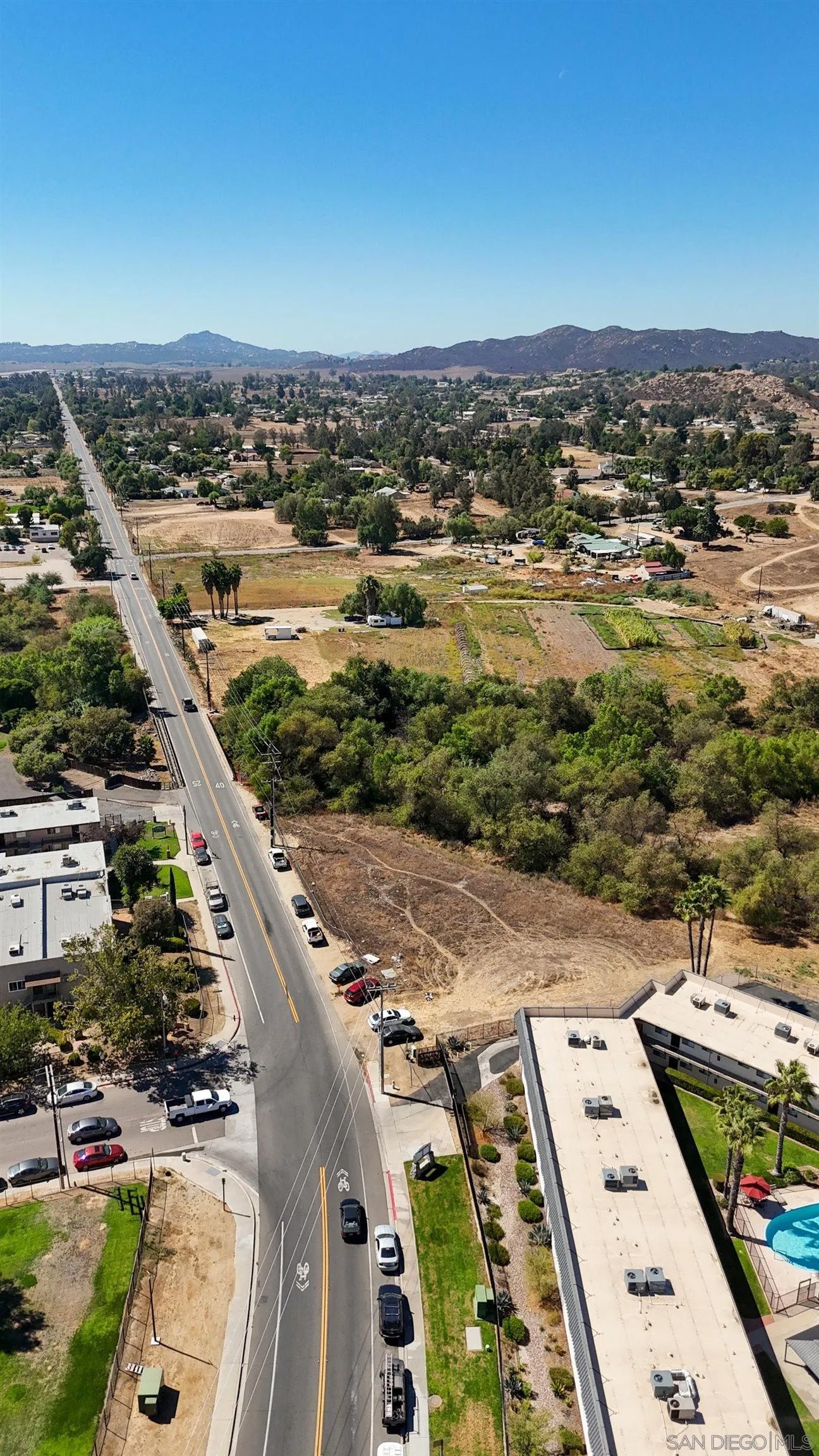 Montecito Rd 1