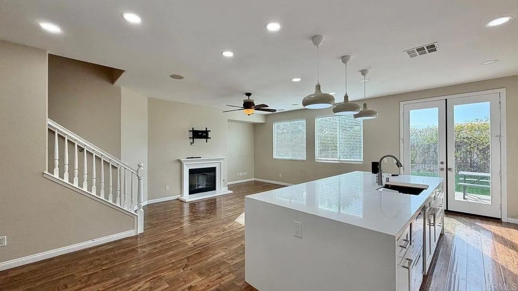 1113 Parkview Drive