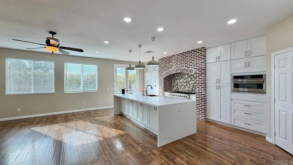 1113 Parkview Drive