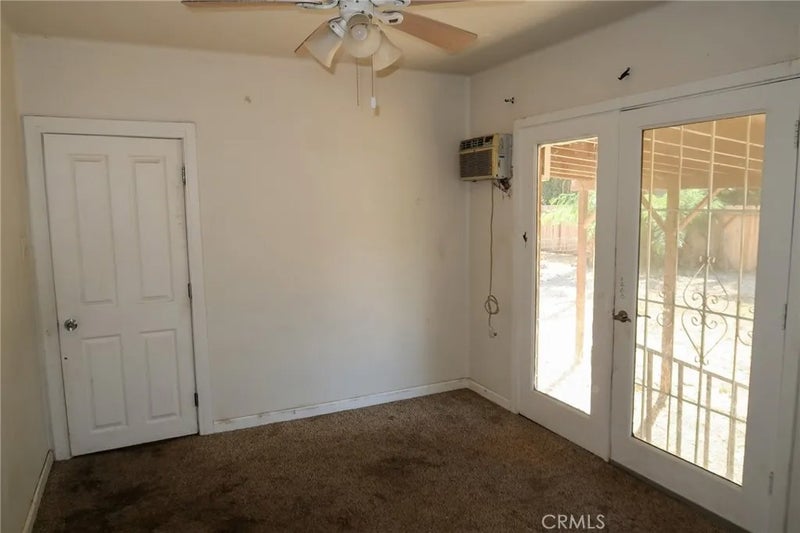 631 Mariposa Avenue