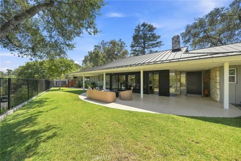 Photo of 3608 Hampstead Road, La Canada Flintridge, CA 91011 (MLS # OC26161455)