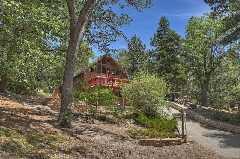 707 Briar Lane