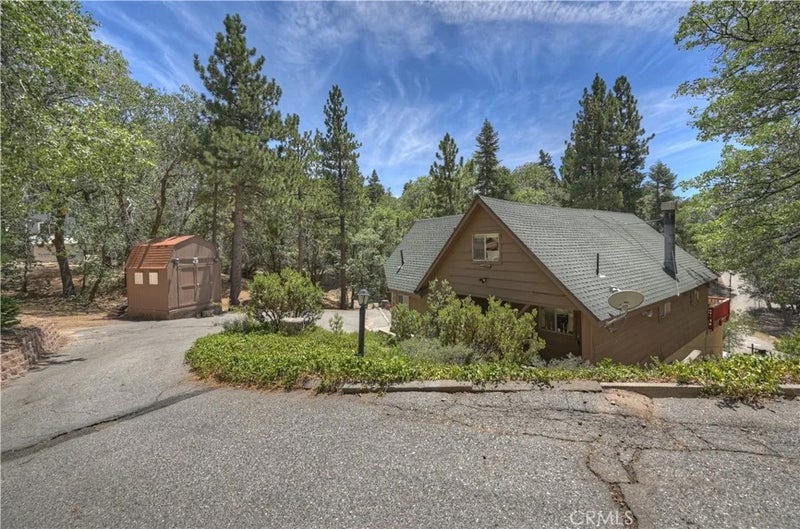 707 Briar Lane