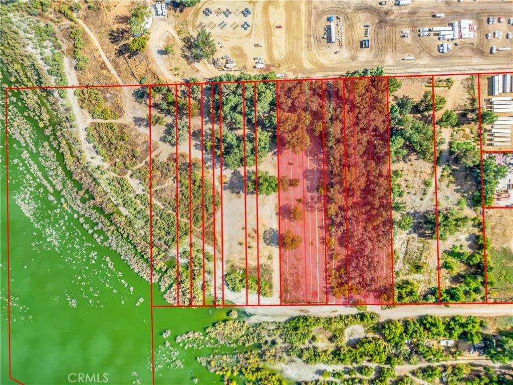 Photo of 18240 Grand Ave, Lake Elsinore, CA 92530 (MLS # IV26079523)