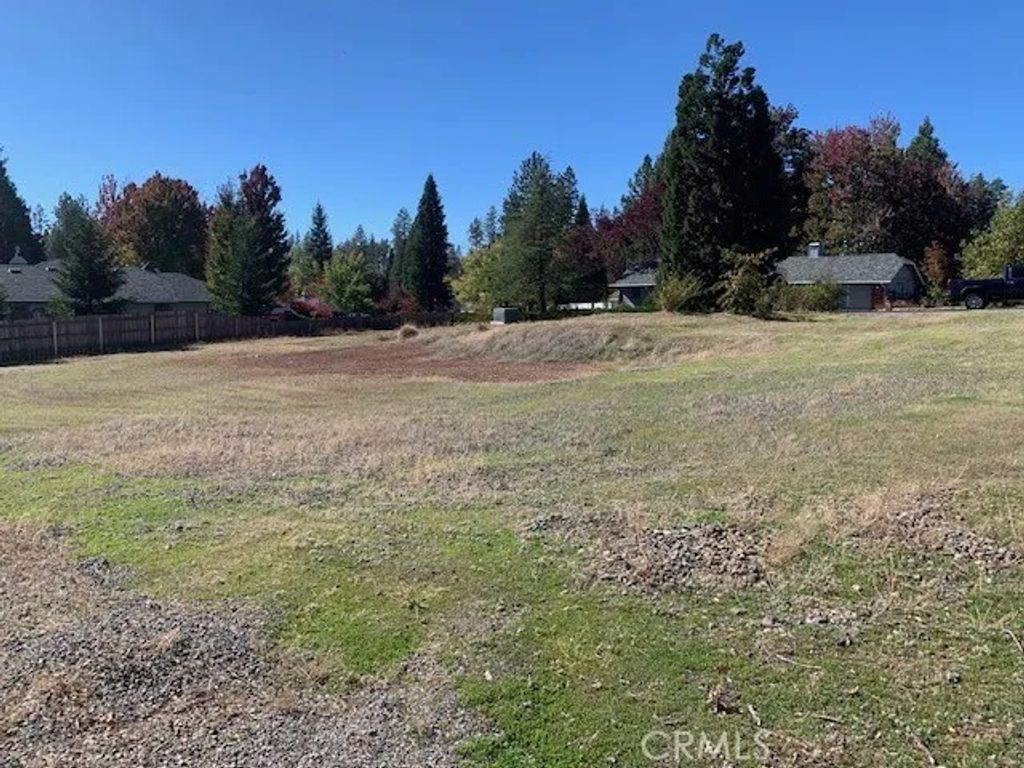 Photo of 1586 Gate Ln, Paradise, CA 95969 (MLS # PA25246522)