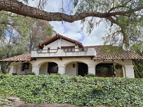 Photo of 18055 Old Coach Rd, Poway, CA 92064 (MLS # 260010054)