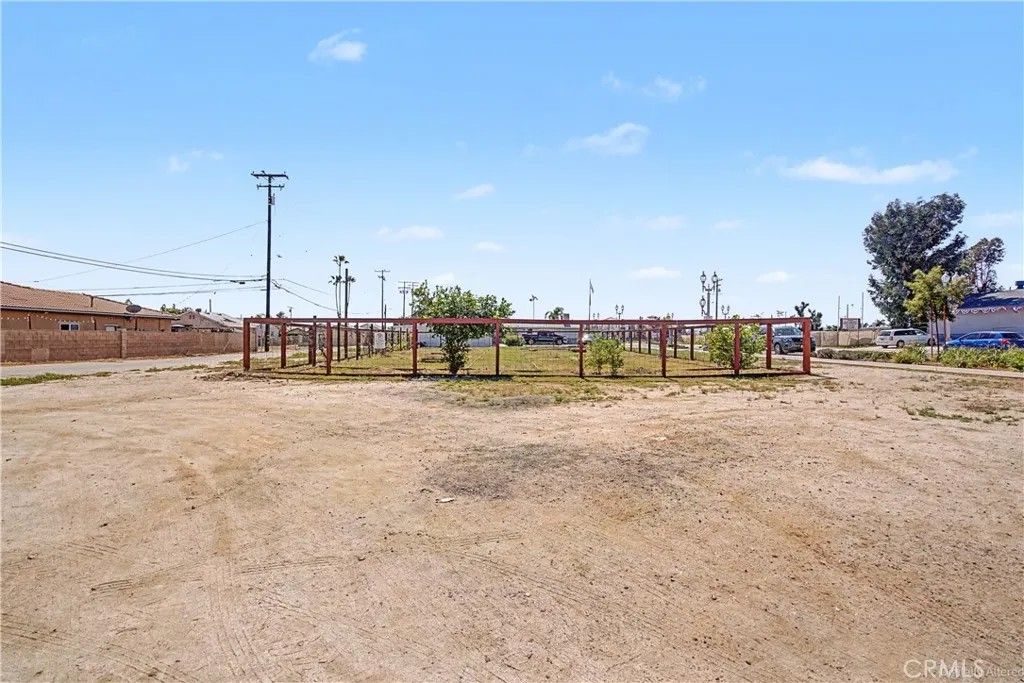 Photo of 603 S D St, Perris, CA 92570 (MLS # IV26057648)