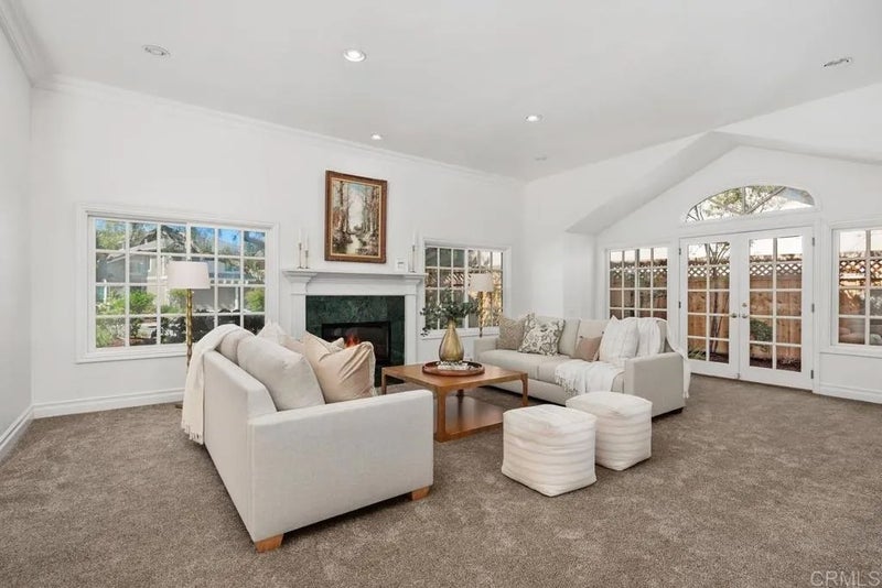 3674 Newcrest Pt