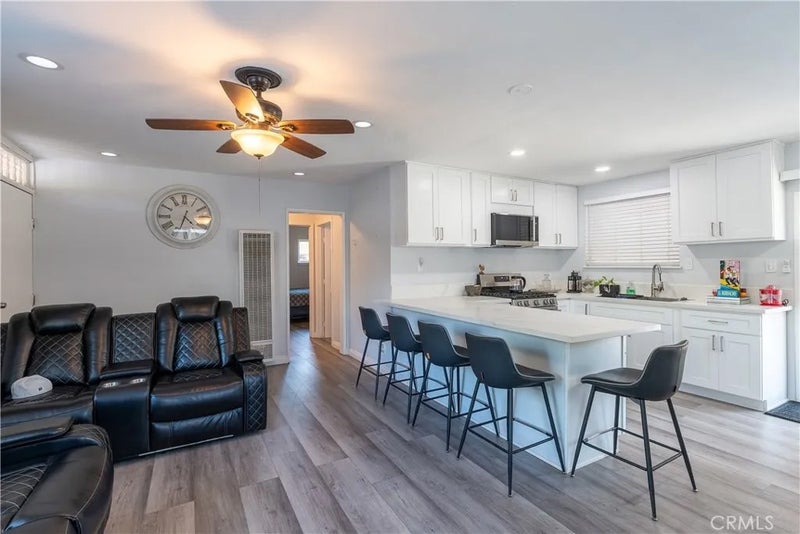 1646 S Monterey