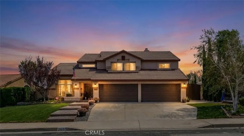 2693 W La Morada Drive